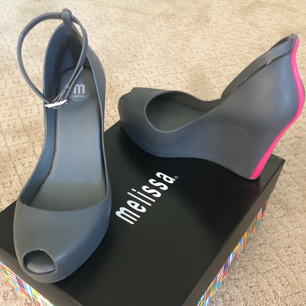 NEW in Box Melissa Patchuli Wedges Grey/Pink